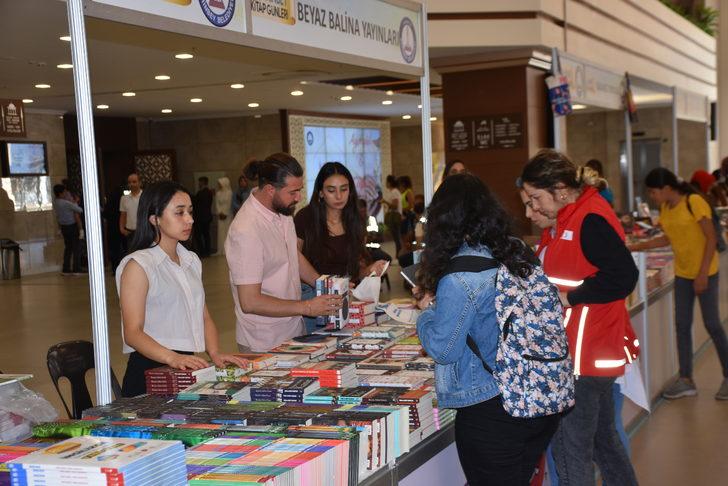 Gaziantep'te "Şahinbey Kitap Günleri" etkinliği düzenlendi G4