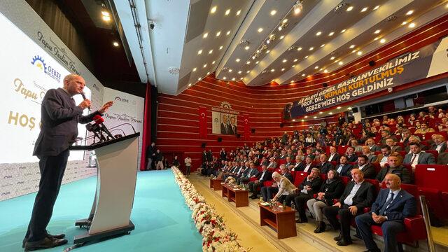 AK Parti Genel Başkanvekili Kurtulmuş, Kocaeli'de tapu dağıtım törenine katıldı: