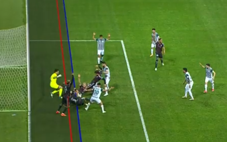 Neler oldu neler! Önce iptal etti, sonra penaltı dedi... İşte o anlar G3