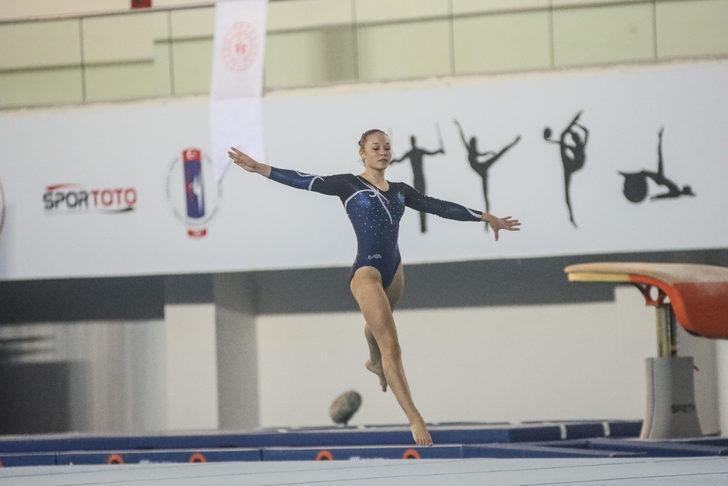 Artistik Cimnastik Dünya Challenge Kupası'nda ikinci eleme yarışları tamamlandı G4