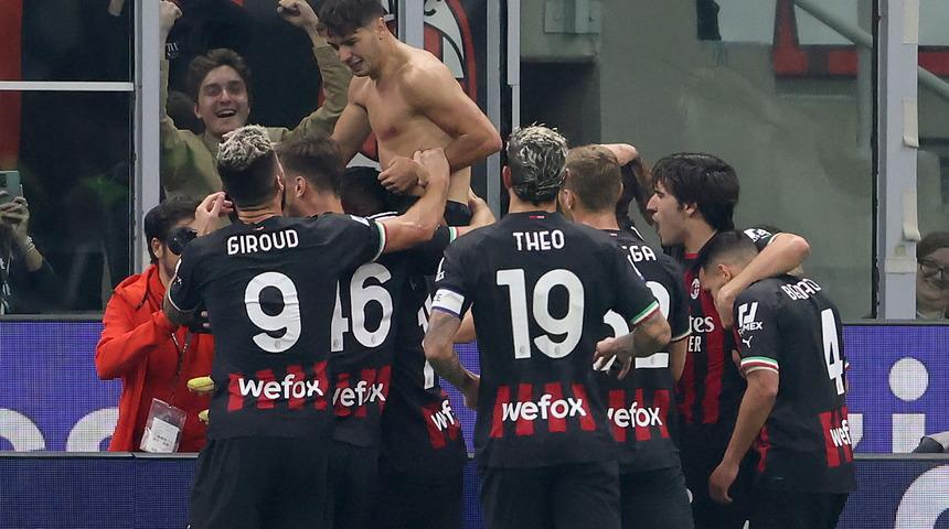 Milan Juventus'u 2-0 ile geçti! Kritik maçta 3 puan Milan'ın