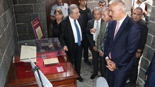 Bakanı Ersoy Sur Kültür Yolu Festivalinin gala programında konuştu: