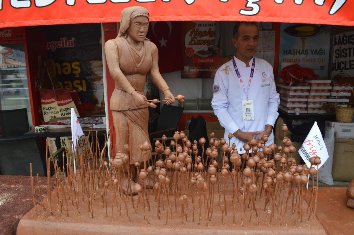 Afyonkarahisar'da "4. Uluslararası GastroAfyon Turizm ve Lezzet Festivali" s&uuml;r&uuml;yor