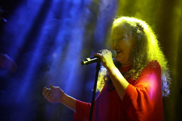 4. Uluslararası Balkan Müzik Festivali'nin ikinci gününde Suzan Kardeş sahne aldı G2