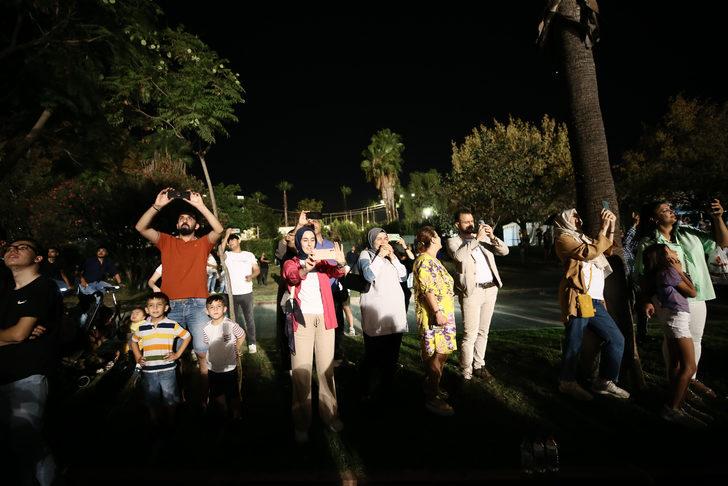 6. Uluslararası Adana Lezzet Festivali'nde lazer ve havai fişek gösterisi yapıldı G2