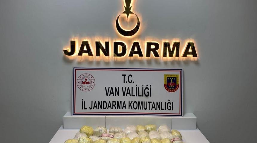 Van'da 20 kilo 502 gram sentetik uyuşturucu ele geçirildi