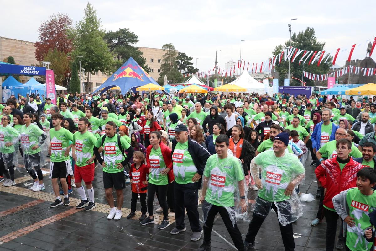 Uluslararası Kayseri Yarı Maratonu koşuldu