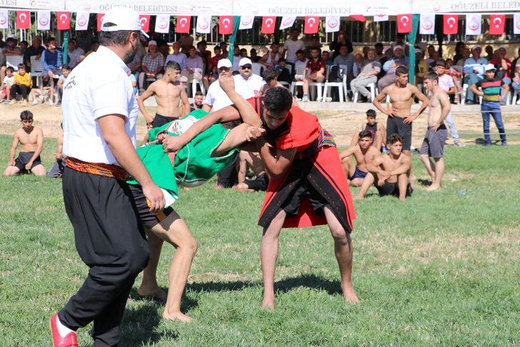 Gaziantep'te 12. Geleneksel Nar, Yöresel Kurutmalık, Kültür ve Sanat Festivali başladı G2