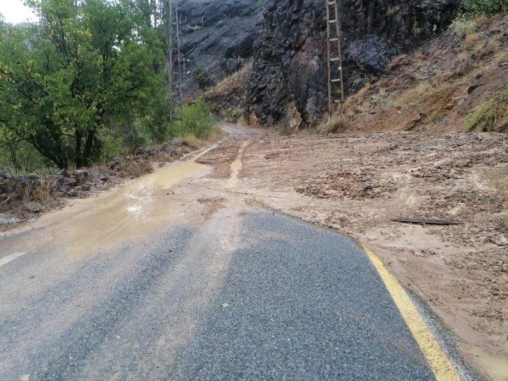 Artvin'de sağanak etkili oldu G2