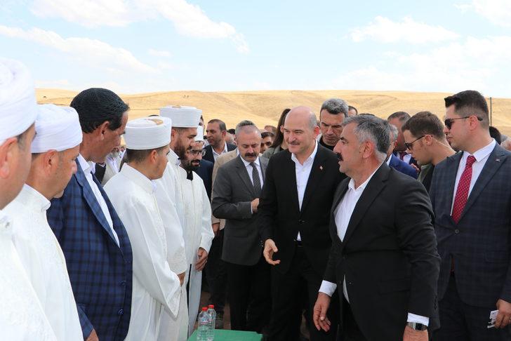 Bakan Soylu, Diyarbakır'da Kur'an kursu açılışı ve hafızlık icazet programına katıldı G3