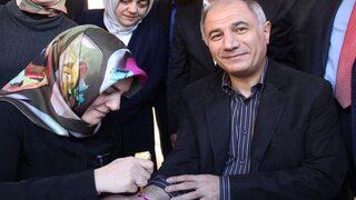 Efkan Ala ‘evet’ dövmesi yaptırdı ama geçici!