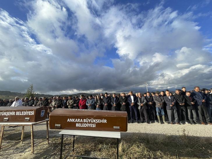 Başkentte eşi tarafından öldürülen kadın ile 2 çocuğu toprağa verildi G3
