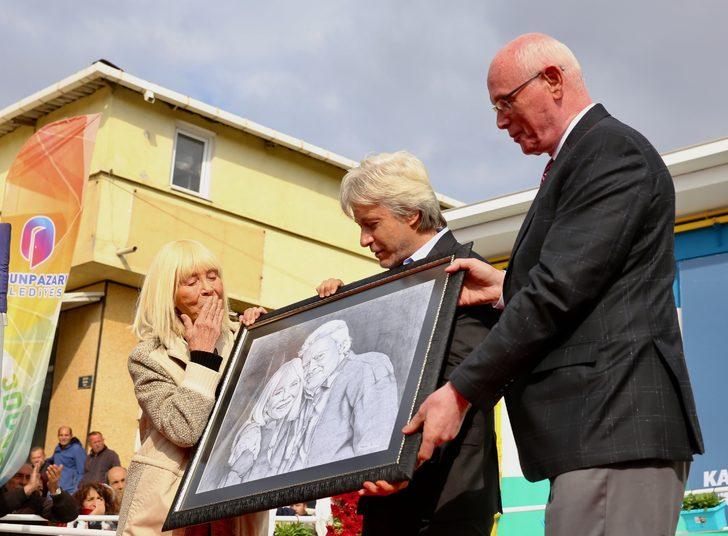 Eskişehir'de "Cüneyt Arkın Halk Merkezi" açıldı G2