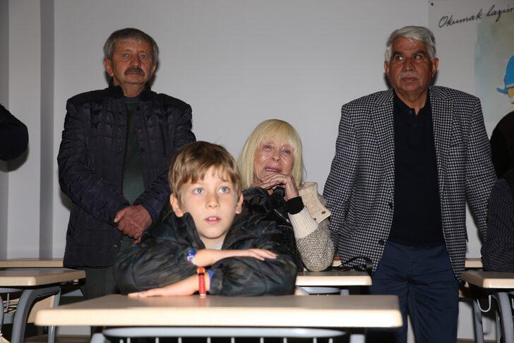 Eskişehir'de "Cüneyt Arkın Halk Merkezi" açıldı G5