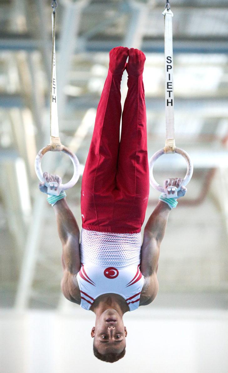 Mersin'de düzenlenen Artistik Cimnastik Dünya Challenge Kupası'nda milli sporcu Adem Asil, halka aletinde altın madalya kazandı. G2