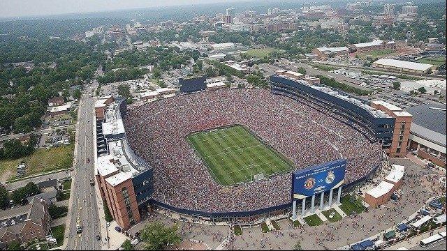 Real Madrid Manchester United maçı canlı şifresiz izle! Şifresiz yayınlayan kanalları için tıklayın