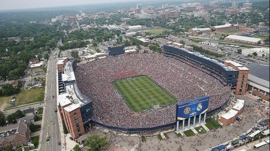 Real Madrid Manchester United maçı canlı şifresiz izle! Şifresiz yayınlayan kanalları için tıklayın