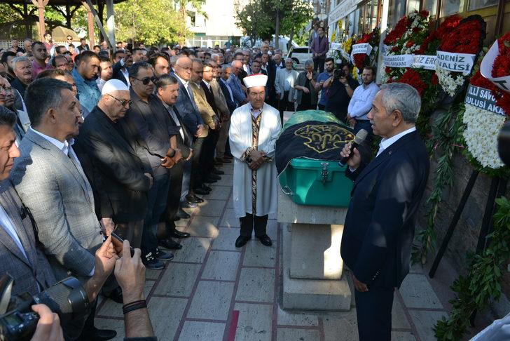 Eski TBMM Başkanı Arınç'ın ağabeyi son yolcuğuna uğurlandı G3