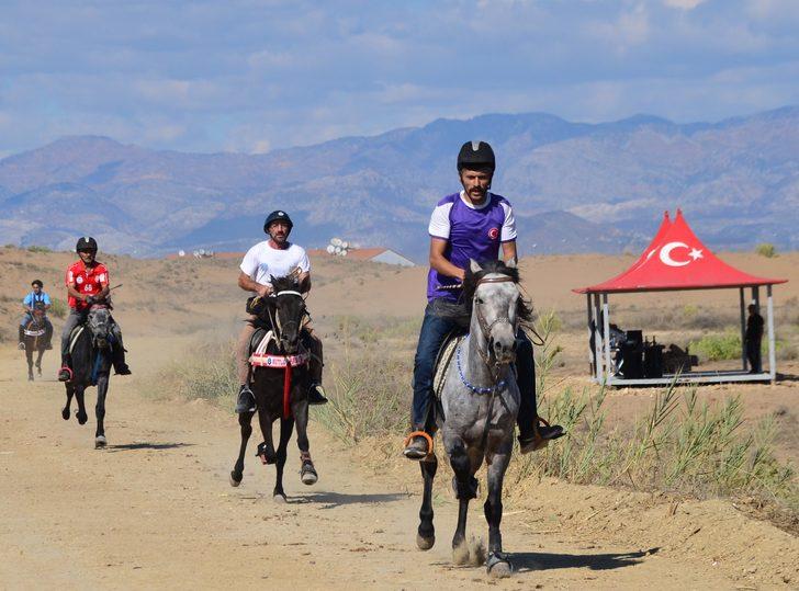 13. Geleneksel Manavgat-Side Rahvan At Yarışları yapıldı G5