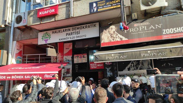 İstanbul'da izinsiz yürüyüş yapmak isteyen 51 kişi gözaltına alındı G3