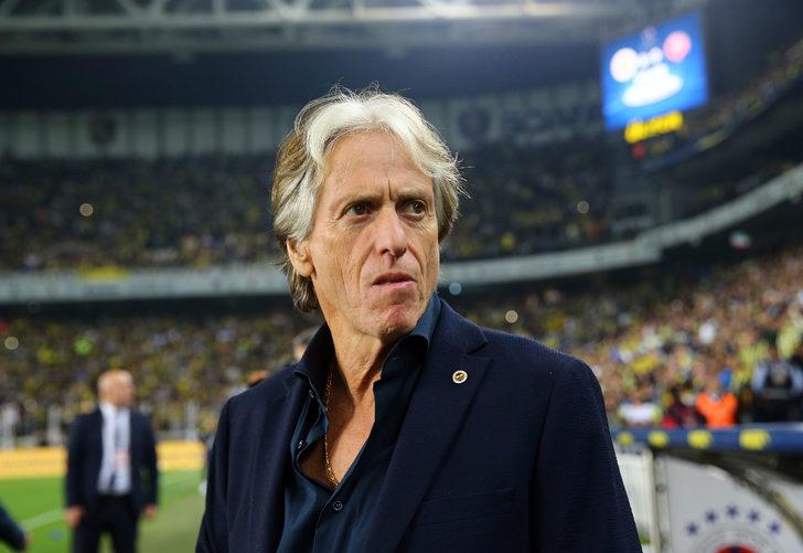 Son dakika: Jorge Jesus'tan ilginç sakatlık yorumu! "Doktor değilim ama..." G5
