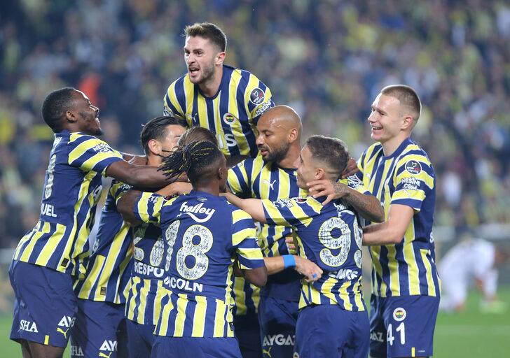 Son dakika: Jorge Jesus'tan ilginç sakatlık yorumu! "Doktor değilim ama..." G2