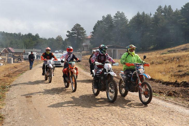 AK Parti Genel Başkanvekili Yıldırım, Erzincan'da gençlik festivaline katıldı G3