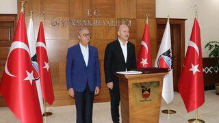 İçişleri Bakanı Süleyman Soylu, Diyarbakır'da ziyaretlerde bulundu
