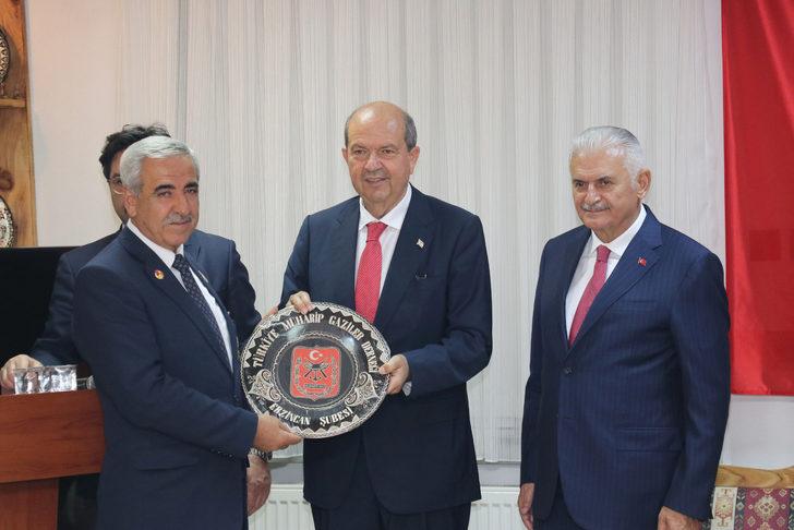 KKTC Cumhurbaşkanı Tatar ve AK Parti Genel Başkanvekili Yıldırım, Erzincan'da Kıbrıs gazileriyle buluştu: G1