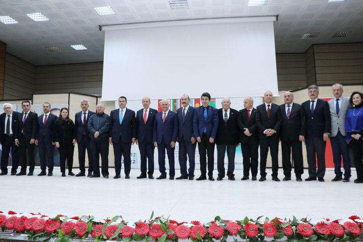 KKTC Cumhurbaşkanı Tatar ve AK Parti Genel Başkanvekili Yıldırım, Erzincan'da Kıbrıs gazileriyle buluştu: G2