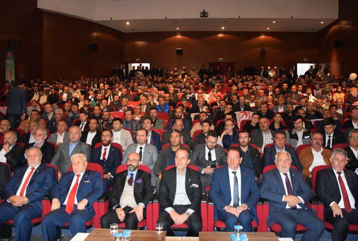 Yeniden Refah Partisi Genel Başkanı Erbakan, Bilecik'te partisinin il kongresine katıldı: G1