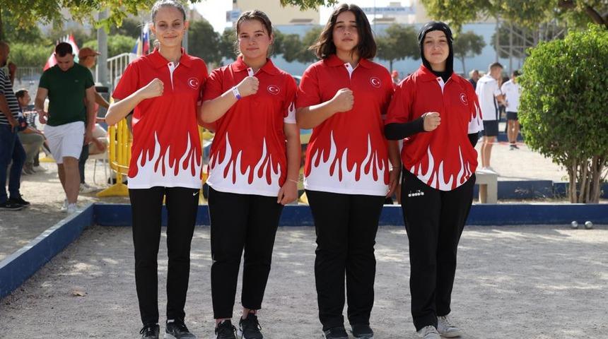 Bocce Kadın Genç Milli Takımı İspanya'da altın madalya kazandı