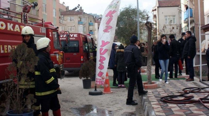 Kız öğrenci yurdunda yangın