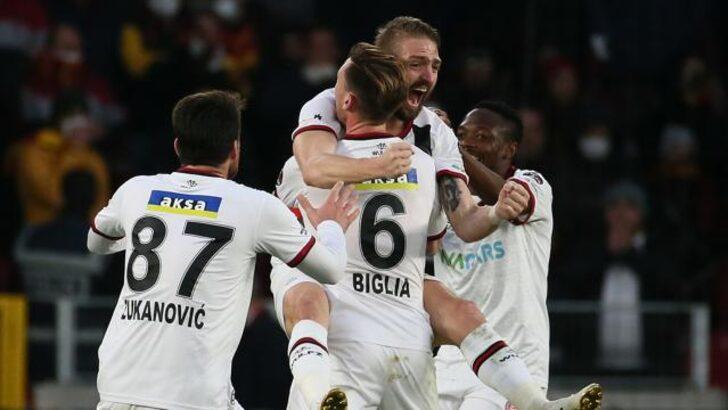 'Kamerun'un 86. Ligi'nde öğretirler!' Ahmet Çakar'ın Fenerbahçe - Karagümrük maçı sonrası paylaşımı olay yarattı! Caner Erkin sözleri ortalığı karıştırdı... G4