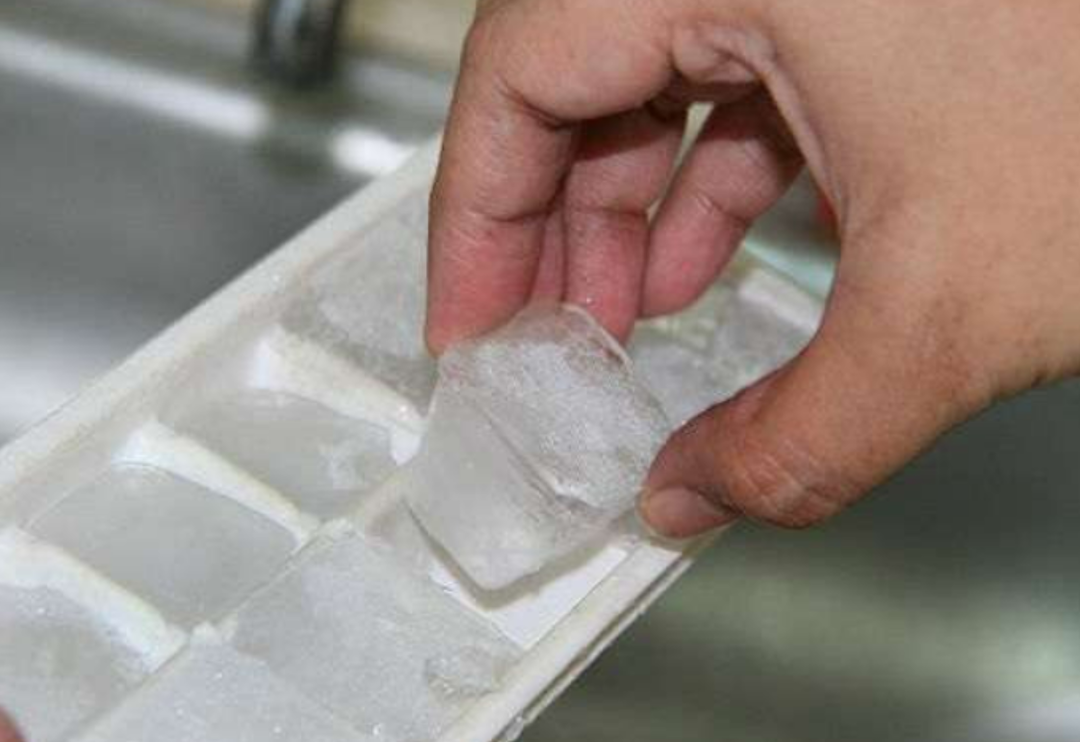 Neden daha &ouml;nce duymamışım diyeceksiniz: Buz k&uuml;plerinin farklı kullanım alanları! Bir&ccedil;ok sorunu k&ouml;kten &ccedil;&ouml;z&uuml;yor