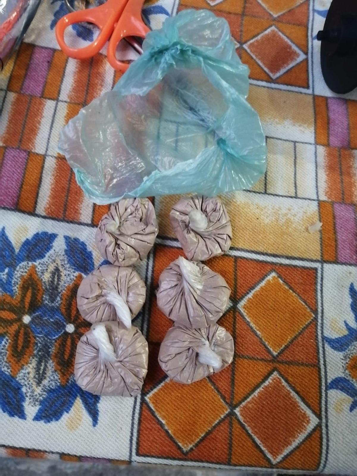 Adana'da "K&ouml;k&uuml;n&uuml; Kurutma Operasyonu"nda yakalanan 132 ş&uuml;pheli tutuklandı