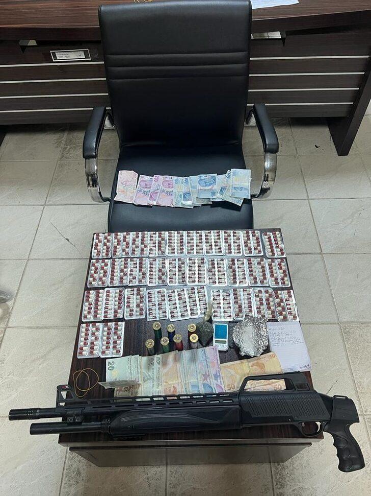 Adana'da "Kökünü Kurutma Operasyonu"nda yakalanan 132 şüpheli tutuklandı G2