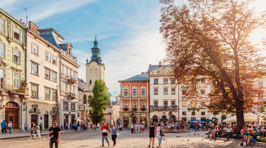 Lviv nerede, haritadaki yeri neresi, nüfusu kaç? Rusya'nın bombaladığı Ukrayna'da büyük patlamanın yaşandığı Lviv'in haritadaki konumu!