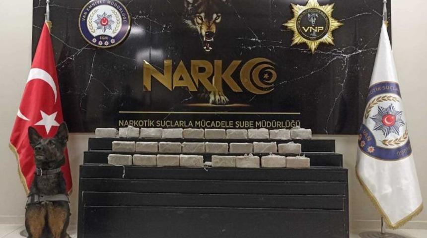 Van'da 15 kilo 254 gram eroin ele geçirildi
