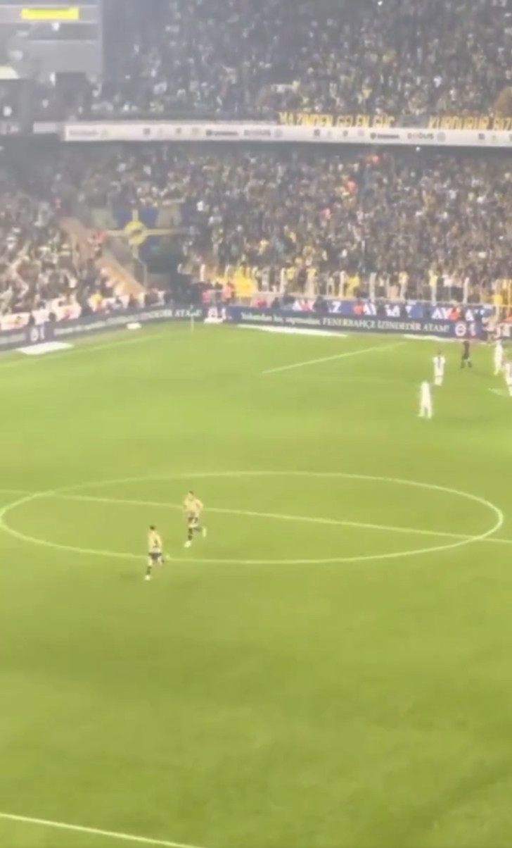 Fenerbahçeli İsmail Yüksek'i görenler inanamadı! Paylaşım rekoru kırıyor! 50 metre deparın ardından Jorge Jesus saha içine kadar girdi... G2