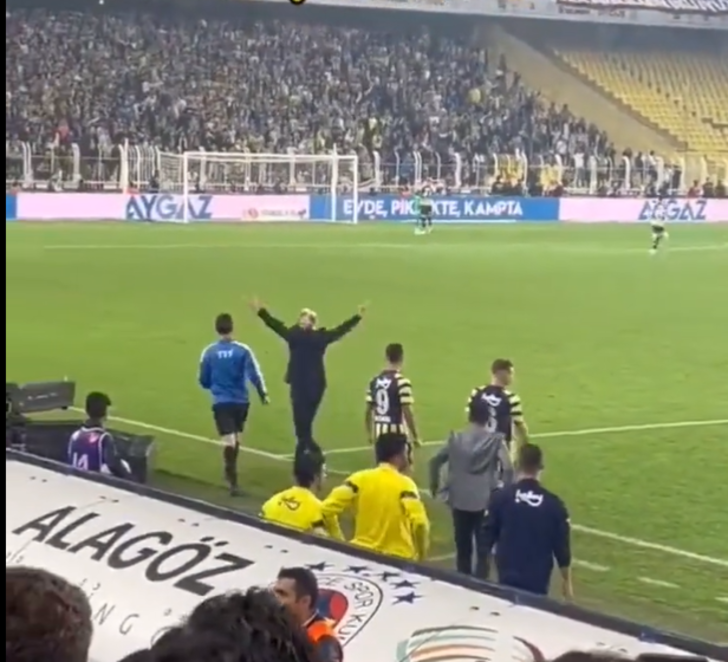 Fenerbahçeli İsmail Yüksek'i görenler inanamadı! Paylaşım rekoru kırıyor! 50 metre deparın ardından Jorge Jesus saha içine kadar girdi... G4