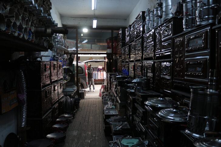 Konya'da havaların soğumasıyla Sobacılar Sokağı hareketlendi G2