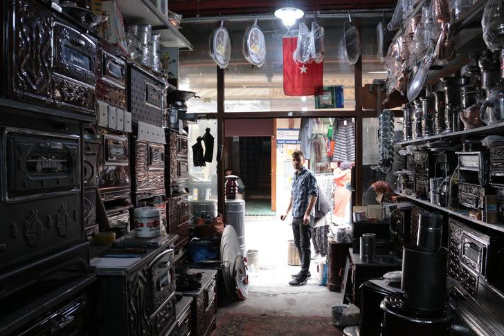 Konya'da havaların soğumasıyla Sobacılar Sokağı hareketlendi G5