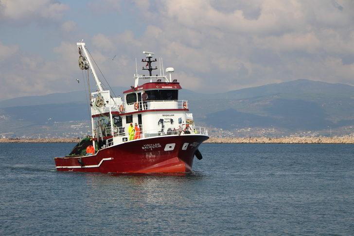 Bandırma Körfezi'nde palamut bolluğu sürüyor G3