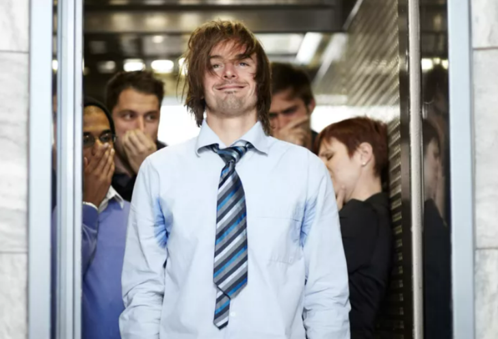 Vücut kokunuz sağlığınız hakkında uyarıyor! Dört ölümcül hastalığın belirtisi G1