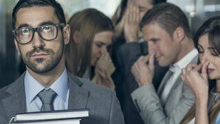 Vücut kokunuz sağlığınız hakkında uyarıyor! Dört ölümcül hastalığın belirtisi