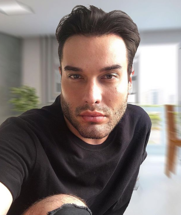 'Yaşayan Nostradamus' olarak isimlendirilen kahin Athos Salome dünya liderlerine seslendi! “ABD’ye 11 Eylül’den daha kötü bir saldırı...” G1