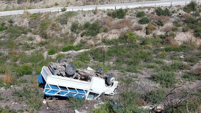 Osmaniye'de devrilen kamyonetteki 1 kişi öldü, 2 kişi yaralandı