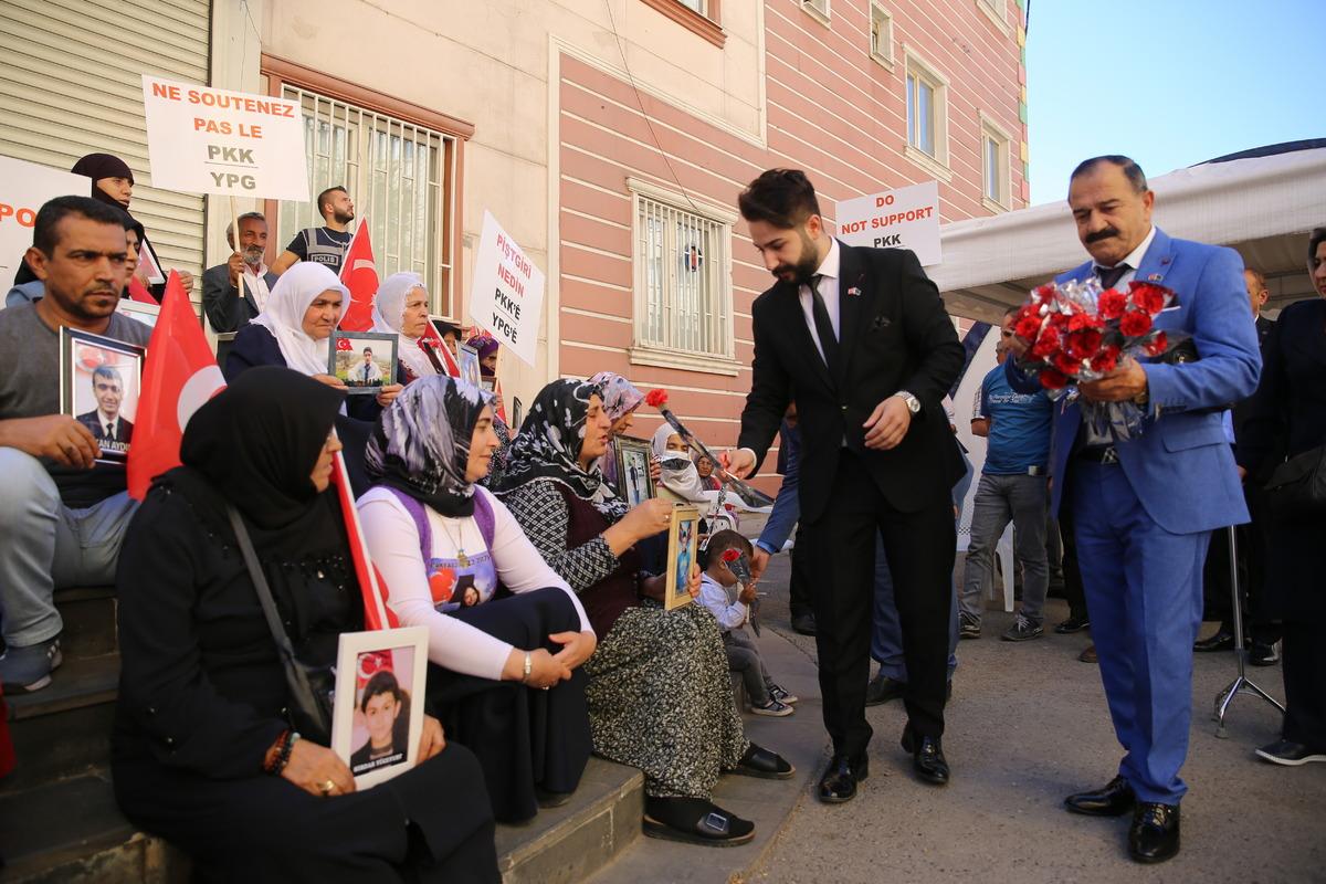 Diyarbakır anneleri evlatlarını istiyor