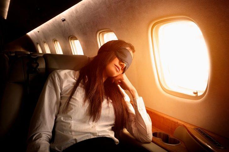Sosyal medyada gündem yarattı! “Ben bir uçuş görevlisiyim ve kalkıştan sonraki iki saat içinde uyumamalısınız”